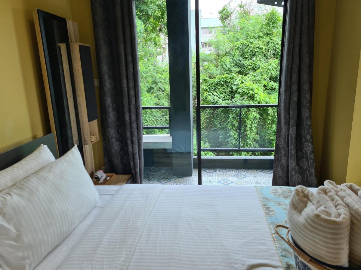 The Lantern Suites Ban Song Hong Luaran gambar