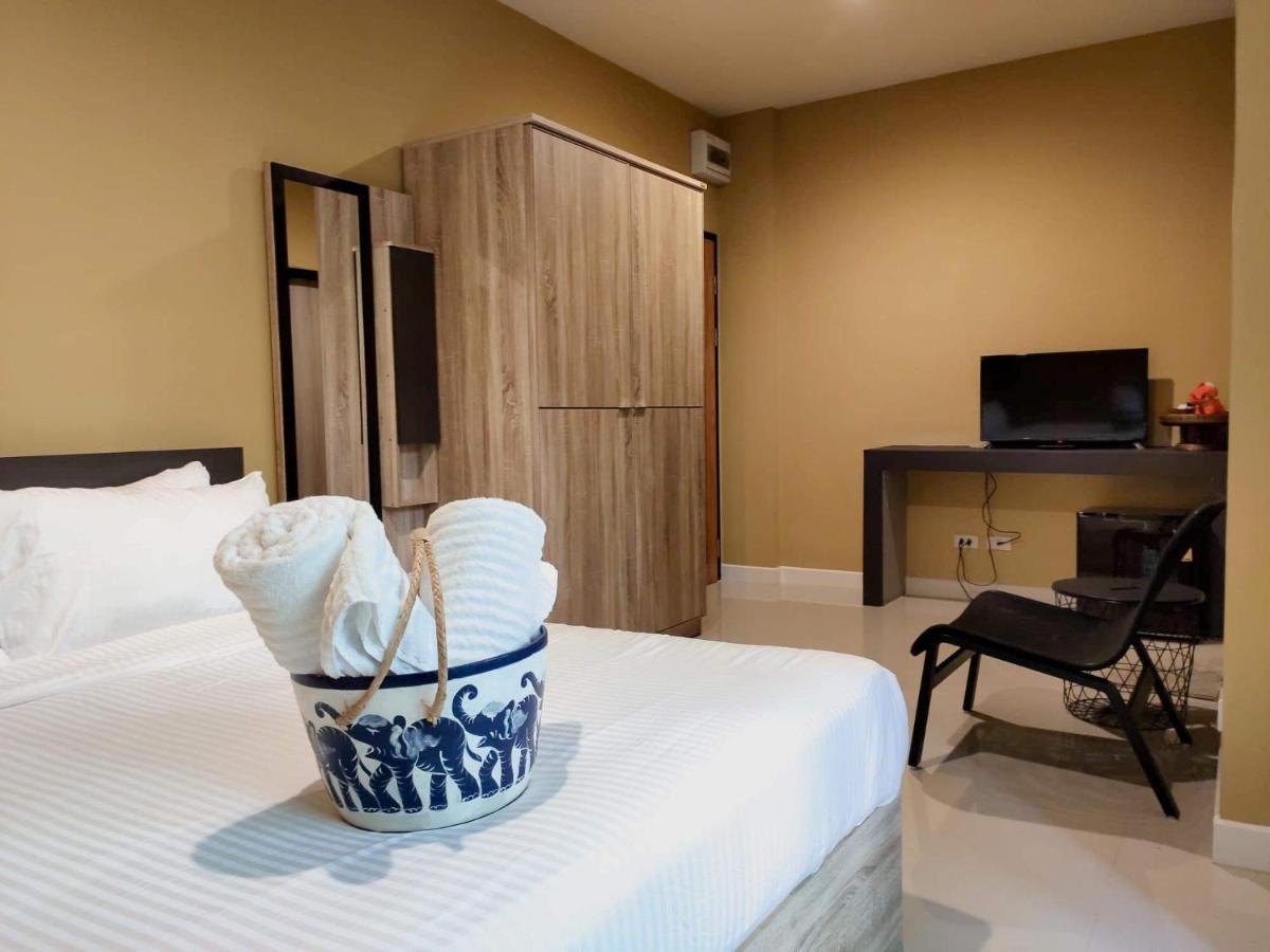 The Lantern Suites Ban Song Hong Luaran gambar