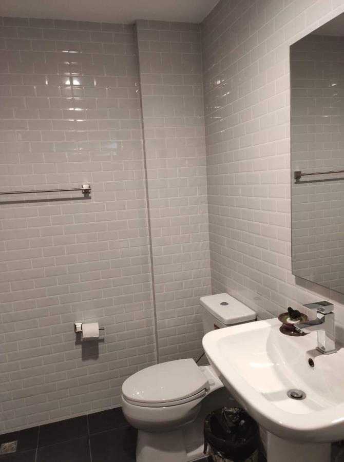 The Lantern Suites Ban Song Hong Luaran gambar